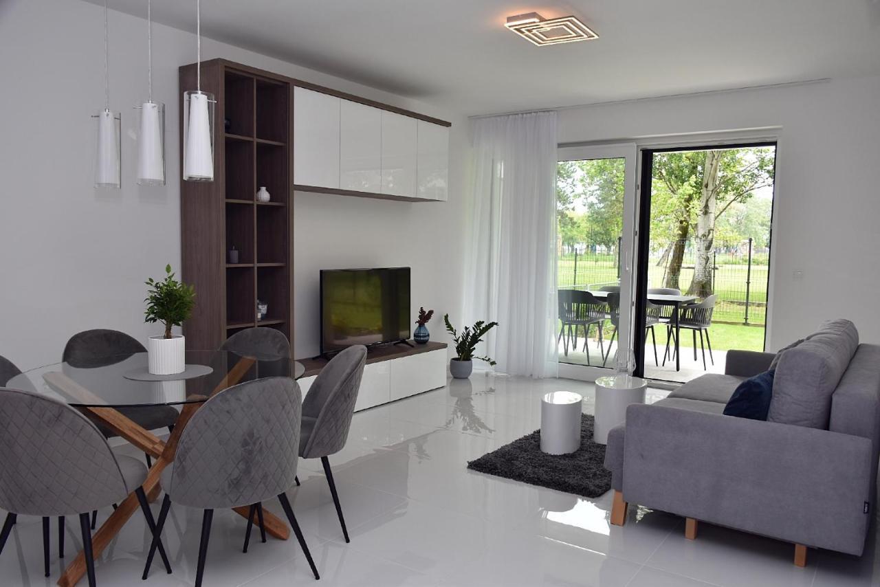 Limerence Apartments Siófok Buitenkant foto