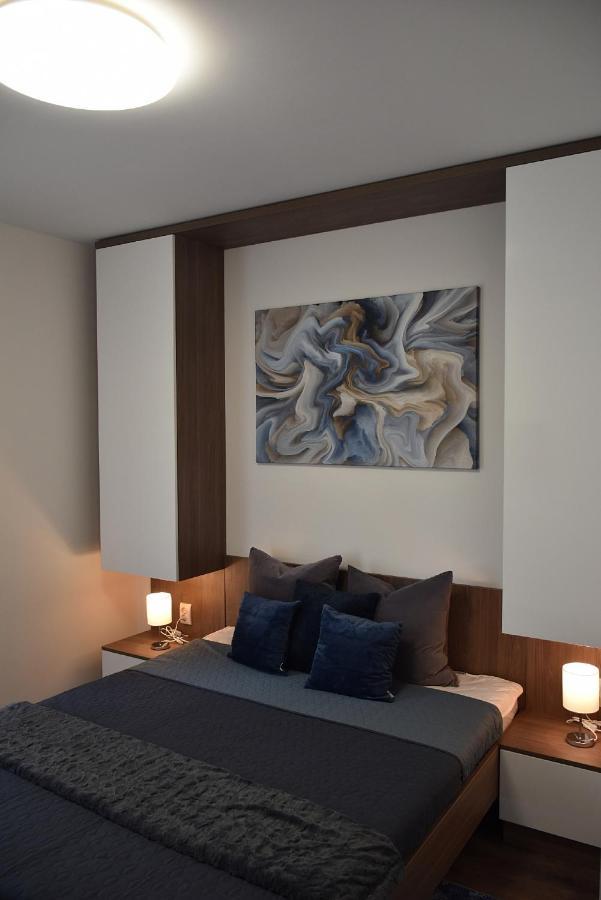 Limerence Apartments Siófok Buitenkant foto