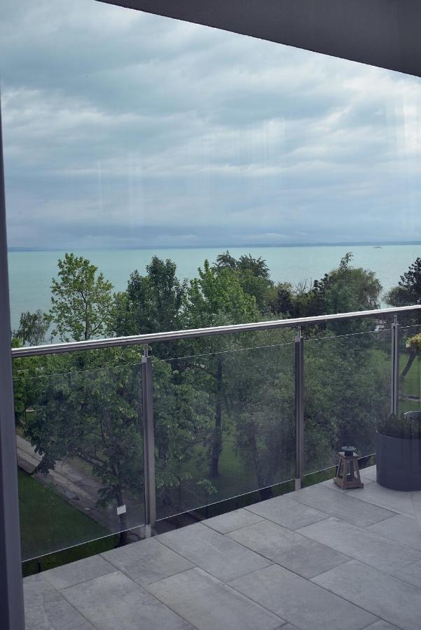 Limerence Apartments Siófok Buitenkant foto